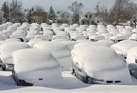 zaśnieżone auta