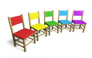 kolorowe krzesła