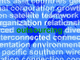 Outsourcing czy zatrudnienie